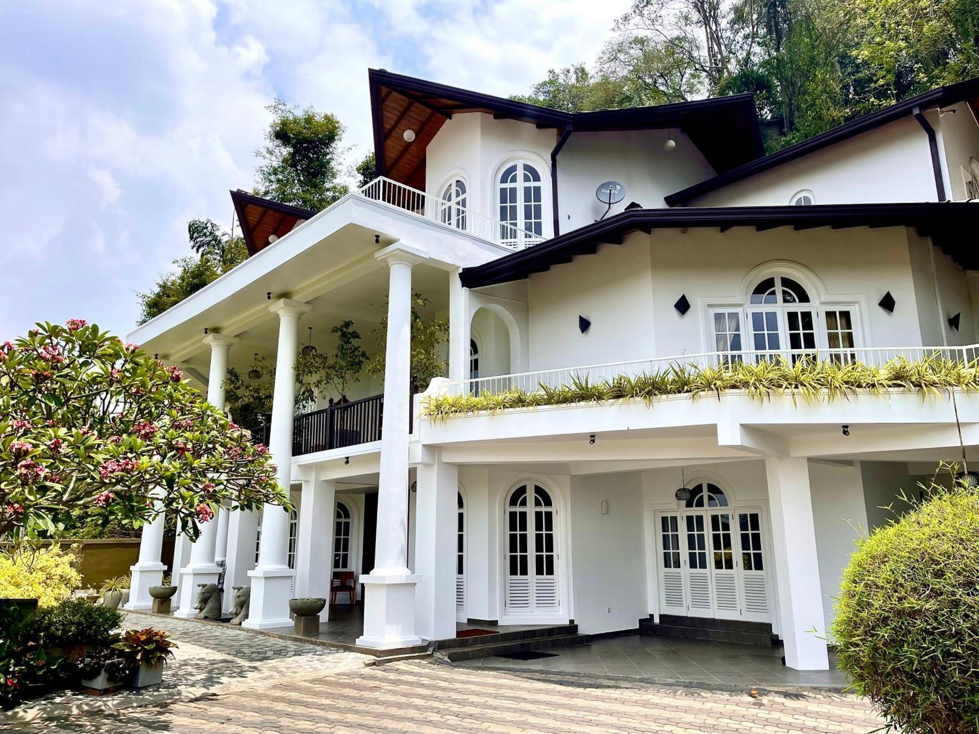 Samindra Villa 캔디 외부 사진