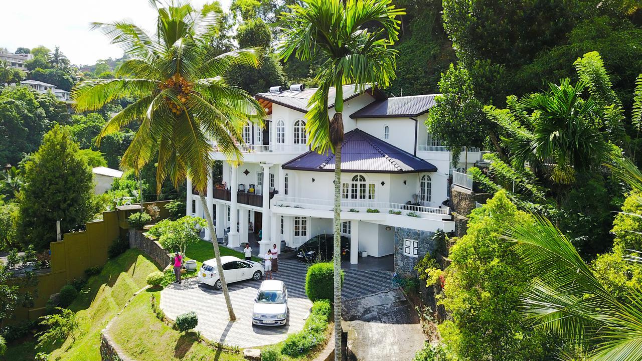 Samindra Villa 캔디 외부 사진