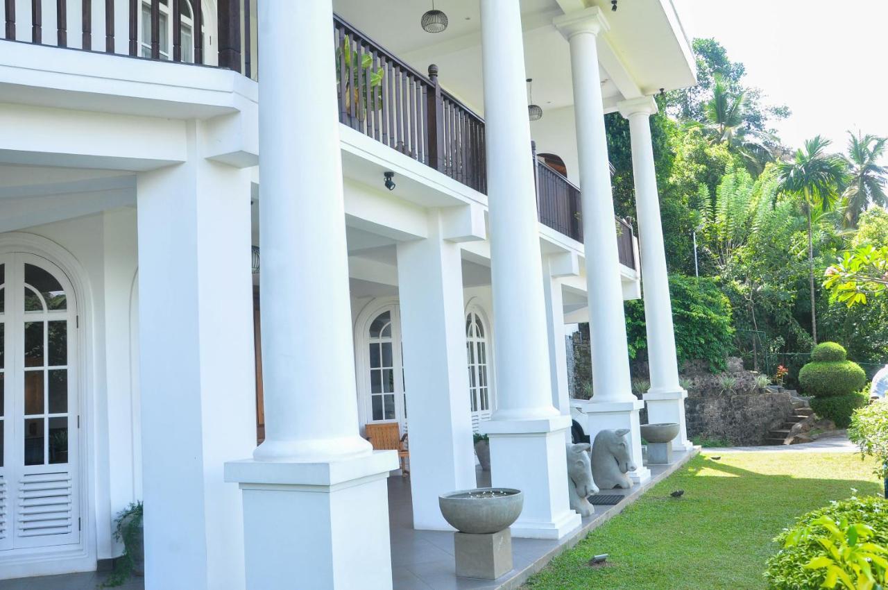 Samindra Villa 캔디 외부 사진