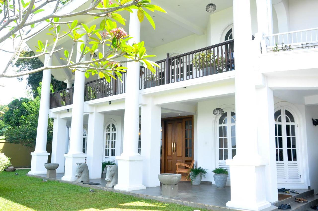 Samindra Villa 캔디 외부 사진