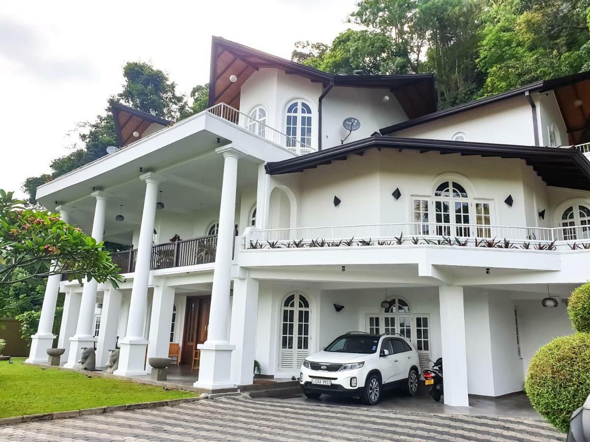 Samindra Villa 캔디 외부 사진